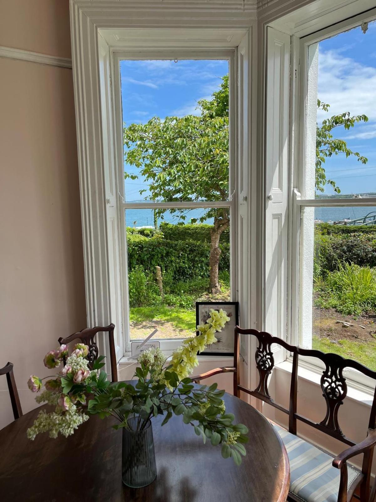 Lynwood House Bed & Breakfast Cobh Exterior photo